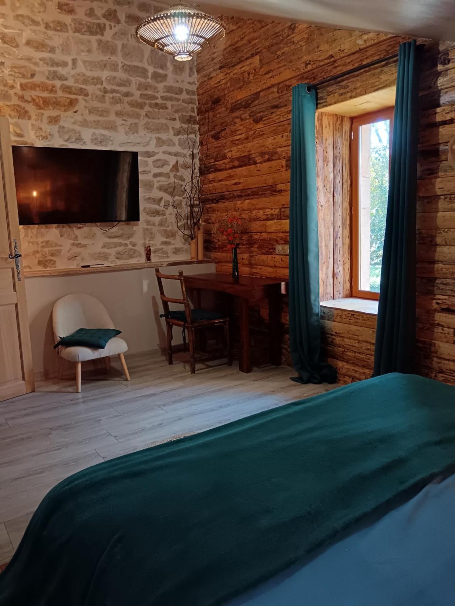 Domaine Moulin De Quincenat Apartment Champagnat  Ngoại thất bức ảnh